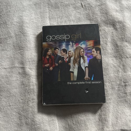 Gossip girl complete first - gossip,