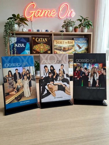 Gossip girl complete seasons - girl,